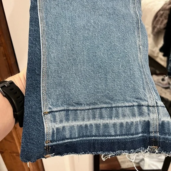 American Eagle ‘90’s Low Rise Skinny Kick Jeans - Picture 3 of 6